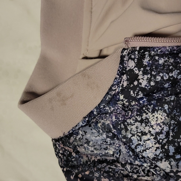 Jacket - Picture 5 of 5